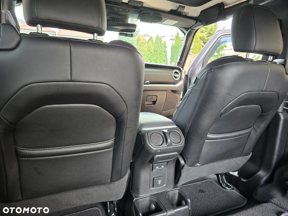 Jeep Wrangler GME 2.0 Turbo Sahara - 22