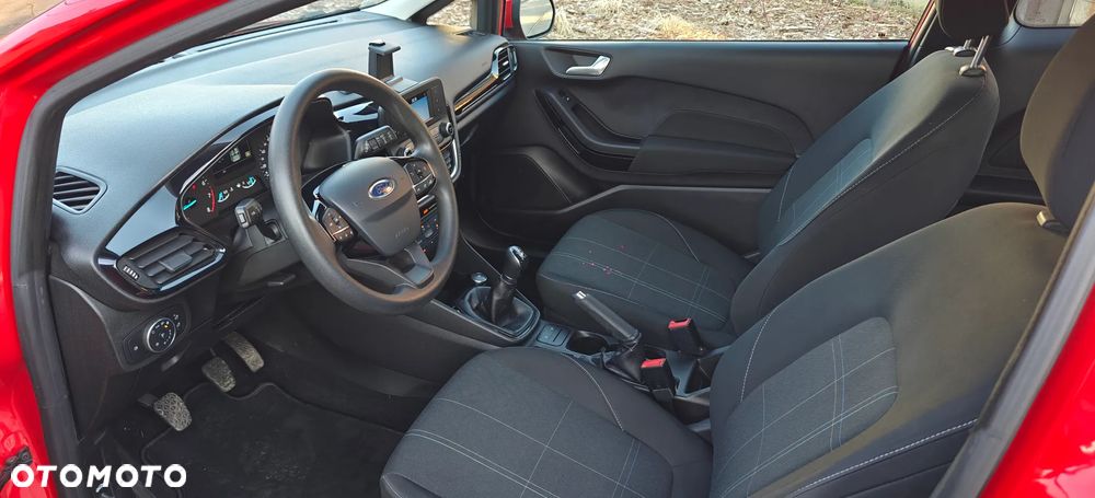 Ford Fiesta 1.1 S&S TREND - 9