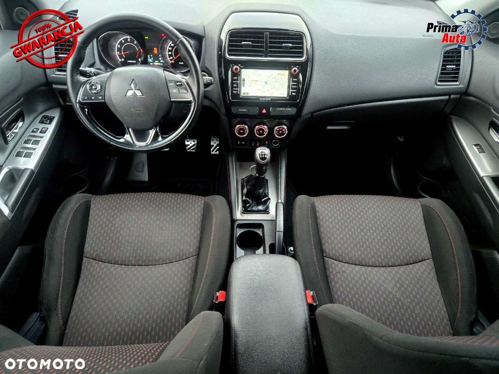 Mitsubishi ASX 1.6 Invite Navi - 2