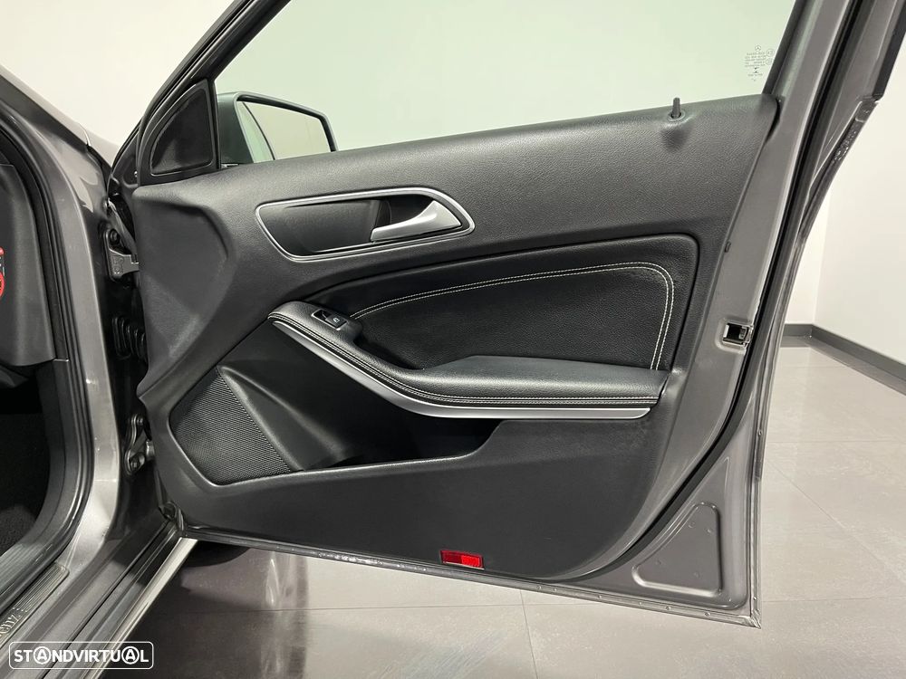 Mercedes-Benz A 180 CDI BE Edition Urban - 32