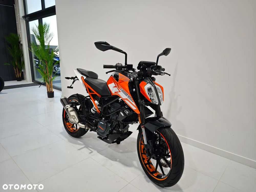 KTM Duke - 3