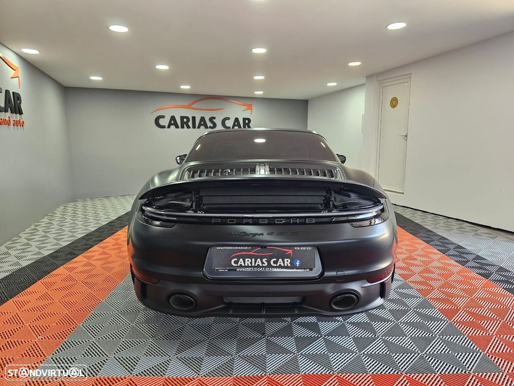 Porsche 911 Série F - 5