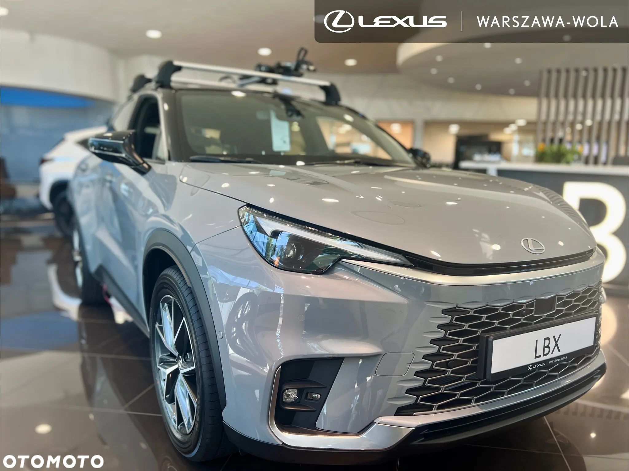 Lexus LBX 1.5 Hybrid Cool - 1