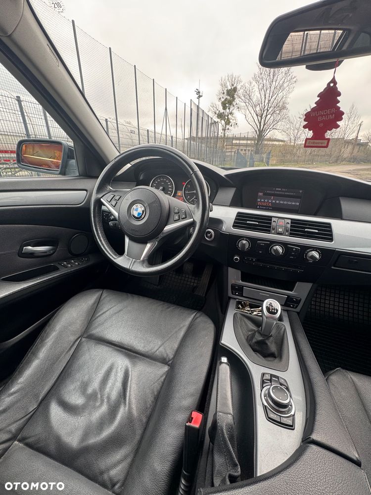 BMW Seria 5 - 12