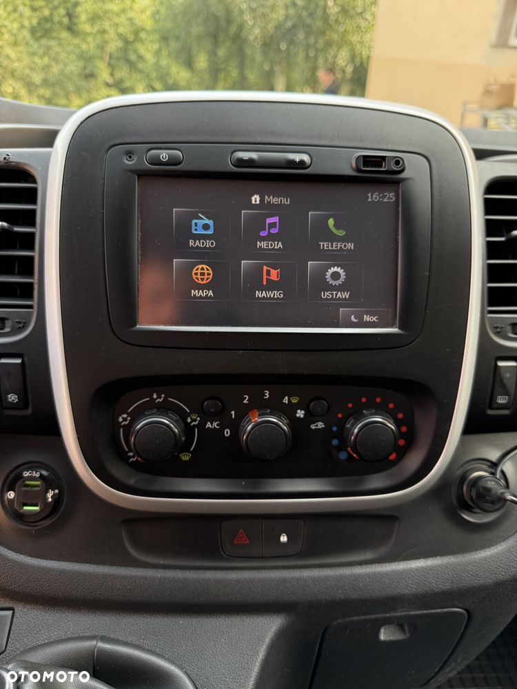 Renault TRAFIC - 16