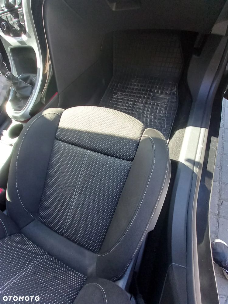Opel Astra 1.4 Sport - 10