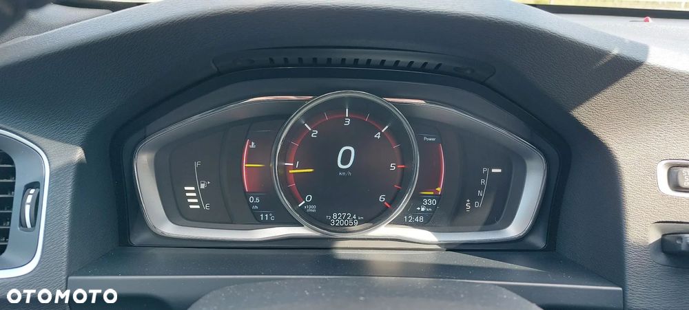 Volvo V60 Cross Country D4 Drive-E Summum - 9