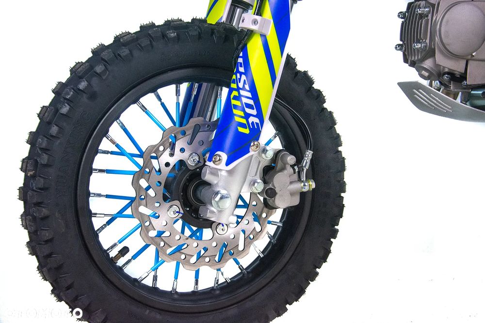 ASIX XB-28 - 21