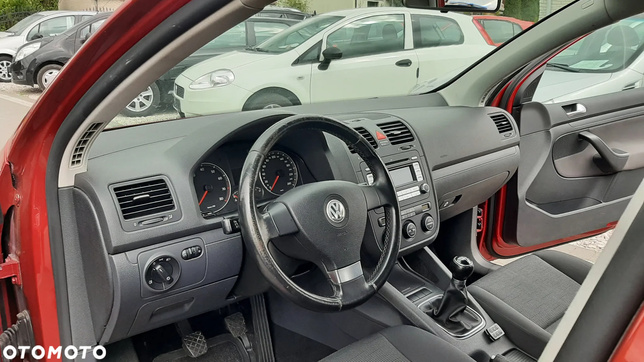 Volkswagen Golf 1.6 Team - 12