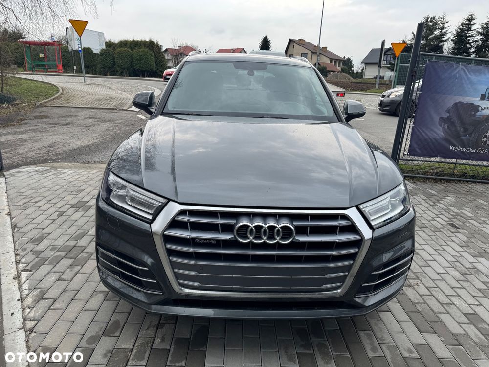 Audi Q5 - 1