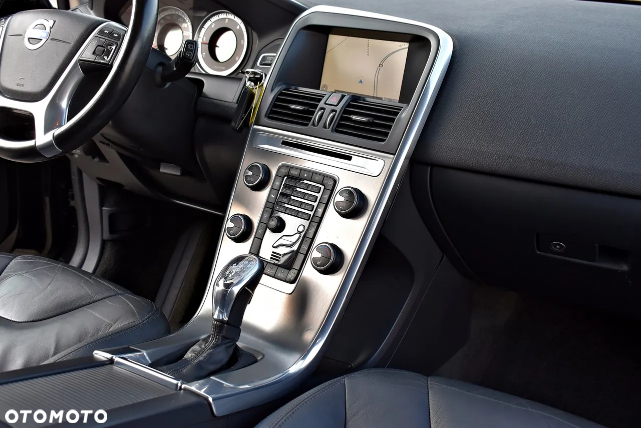 Volvo XC 60 D3 Summum - 36