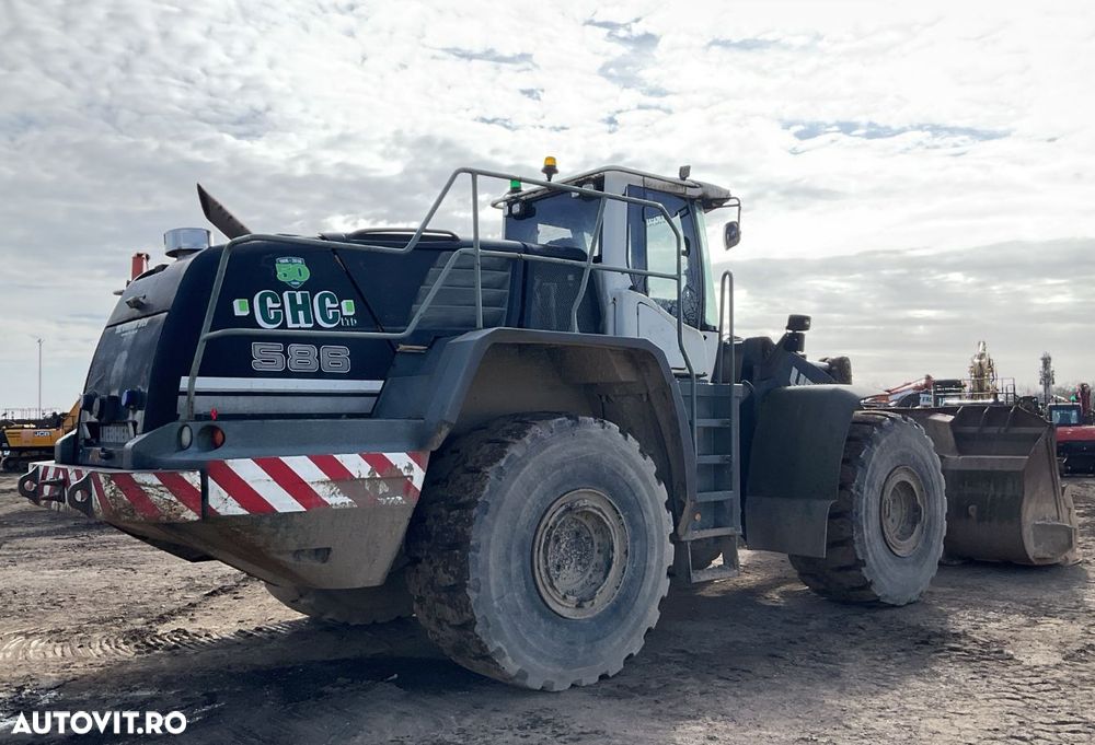 Liebherr L586 Incarcator Frontal - 5