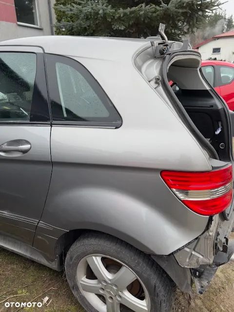 BŁOTNIK ĆWIARTKA LEWA PRAWA TYŁ MERCEDES B KLASA W245 748