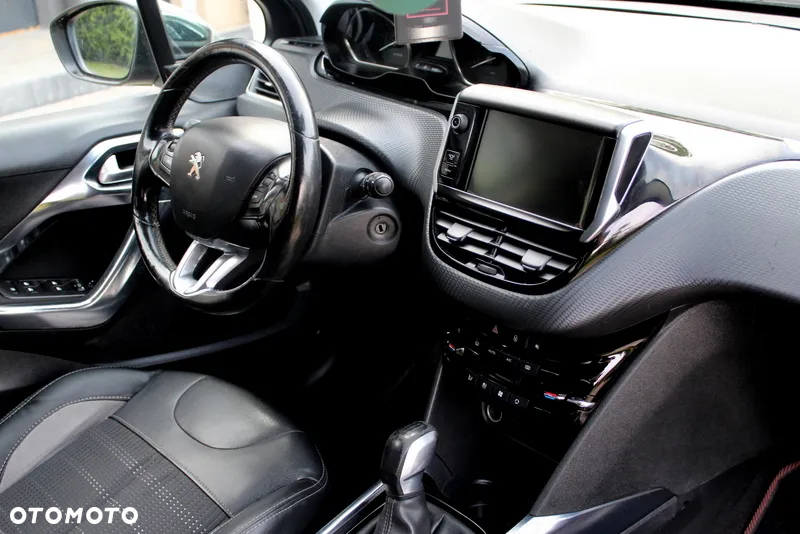 Peugeot 2008 1.6 VTi Allure - 9