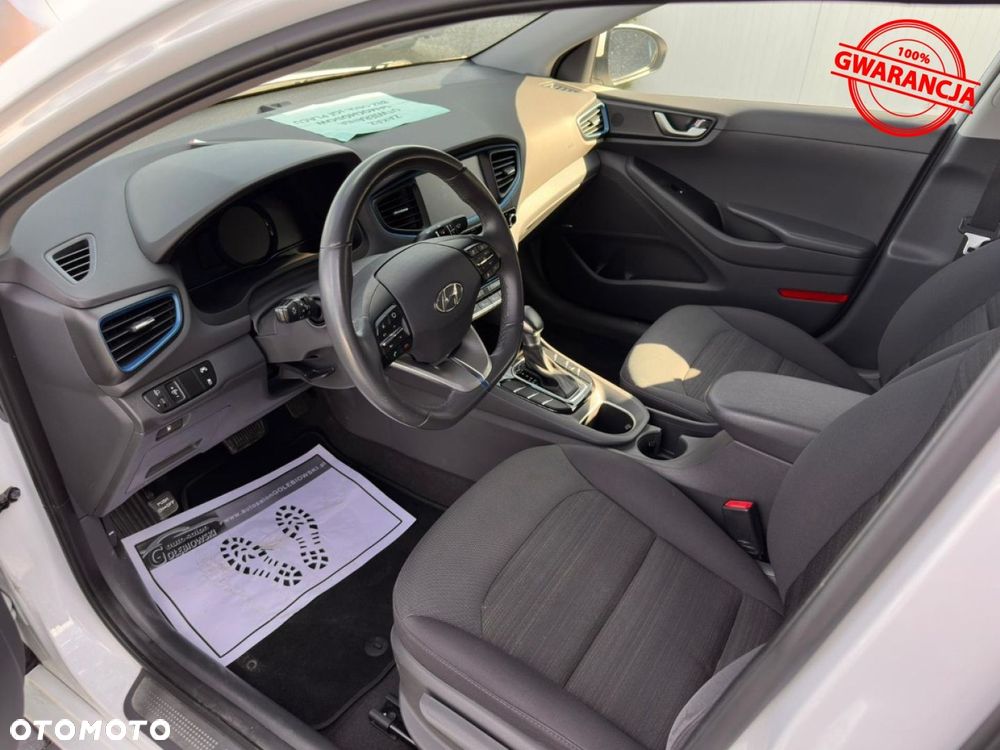 Hyundai IONIQ - 22