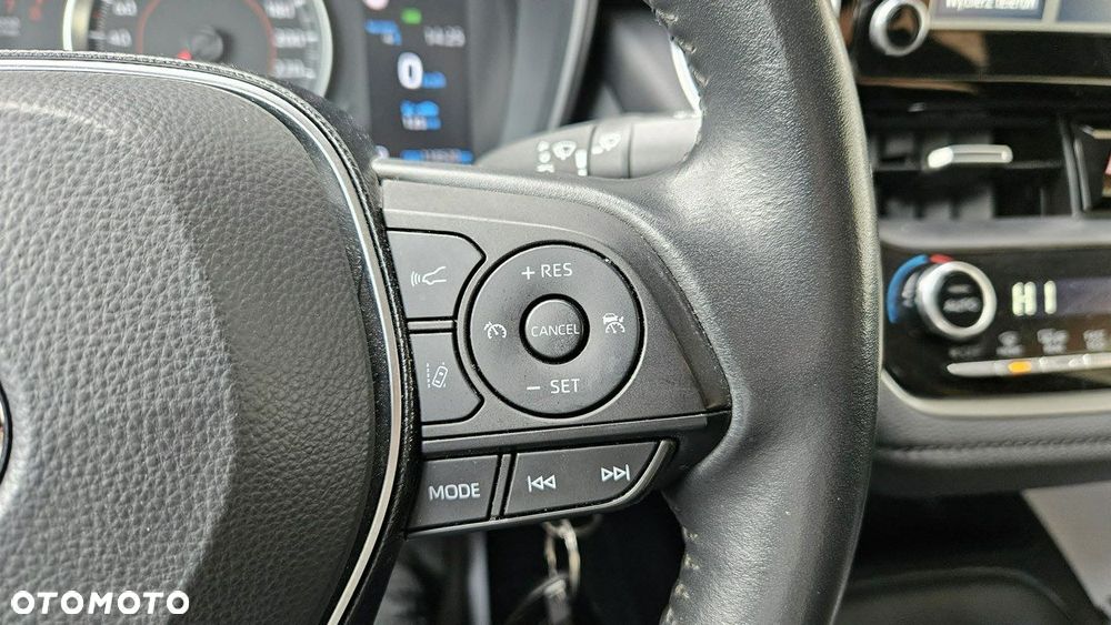 Toyota Corolla - 21