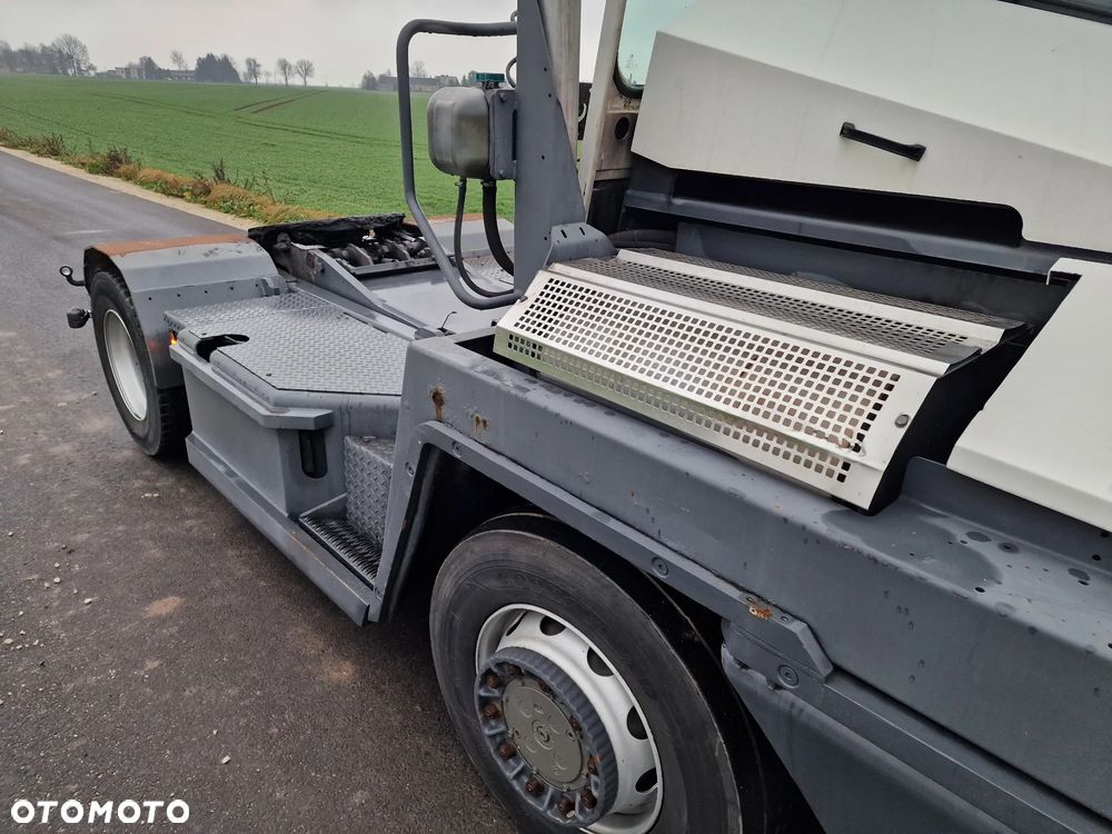 Terberg RT222 - CIĄGNIK TERMINALOWY - ZADBANY - 6