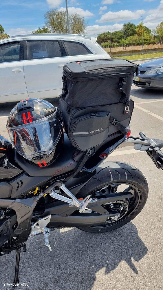 Honda CBR CBR650R - 4