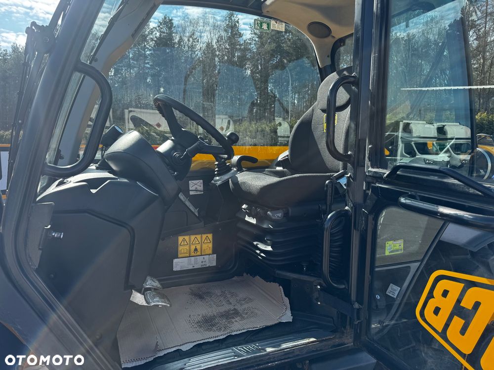 JCB 531-70 AGRI PLUS - 8