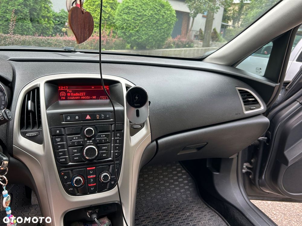 Opel Astra 1.7 CDTI - 11