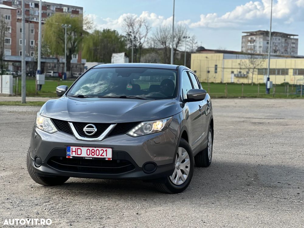 Nissan Qashqai 1.2 DIG-T N-Connecta - 1
