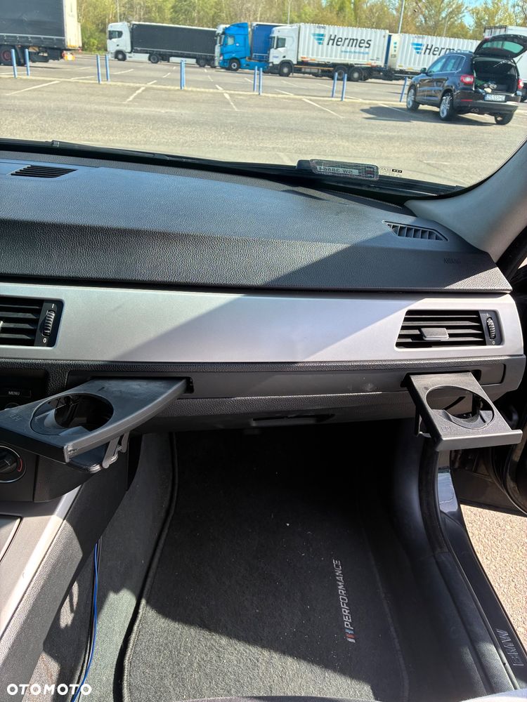 BMW Seria 3 318d DPF - 9