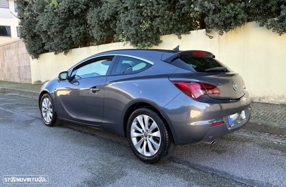 Opel Astra GTC - 17