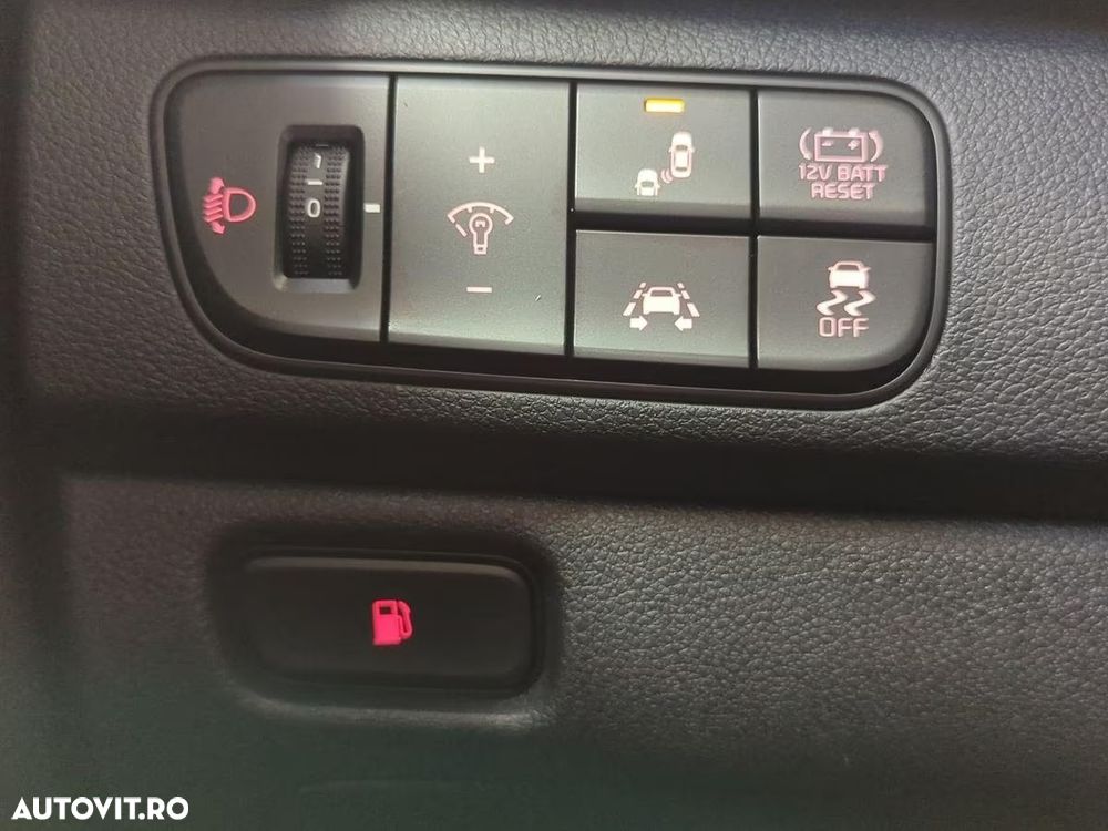 Kia Niro 1.6 GDI HEV 2WD OPF Aut. Spirit - 22