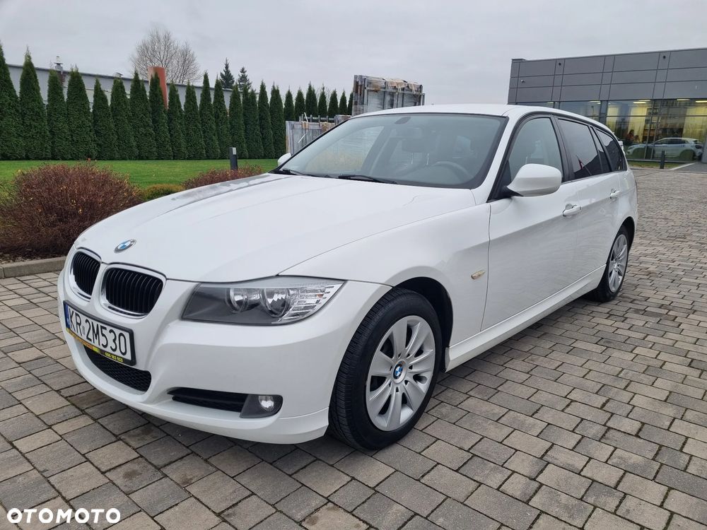 BMW Seria 3 320d xDrive - 1