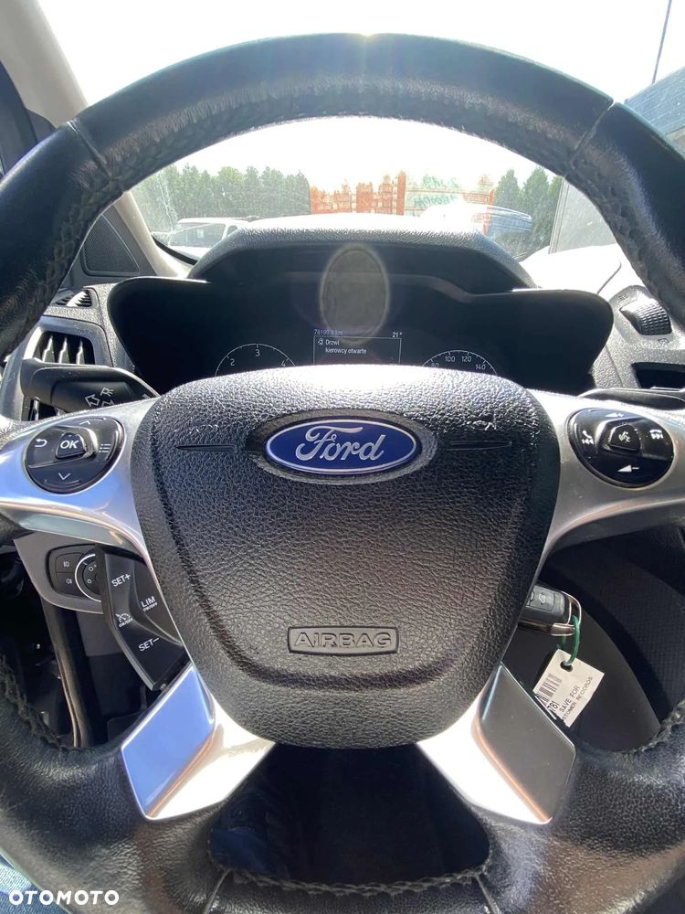 Ford Transit Connect - 12