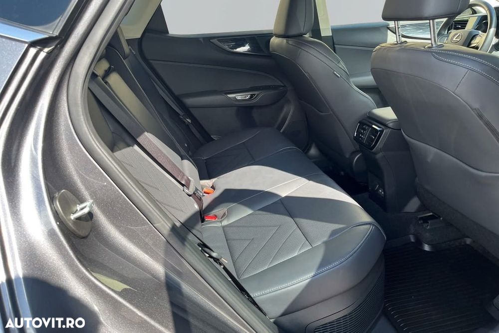 Lexus Seria NX 350h AWD CVT HEV Executive - 19