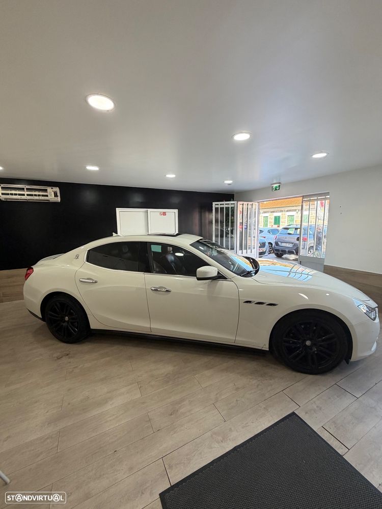 Maserati Ghibli GranSport - 8