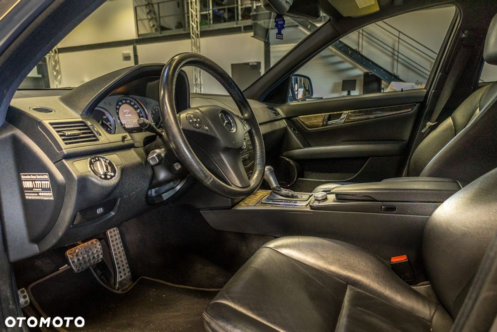 Mercedes-Benz Klasa C 350 7G-TRONIC Avantgarde - 11