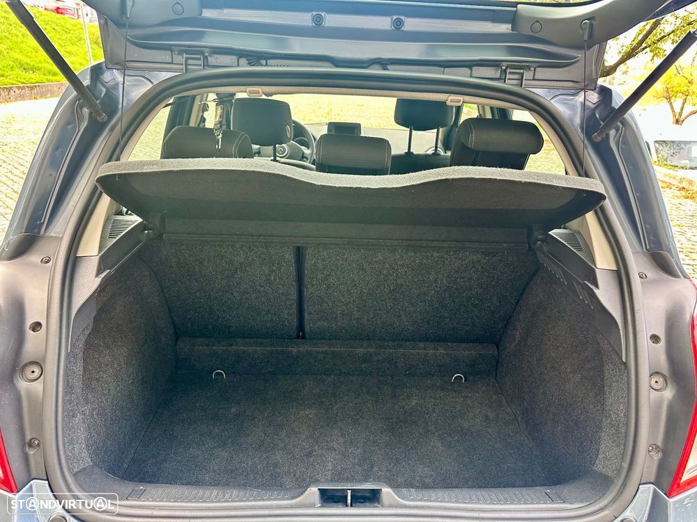 Renault Clio 1.2 TCE Dynamique S - 23