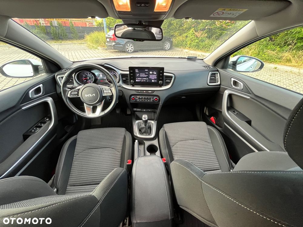 Kia XCeed 1.5 T-GDI M - 10