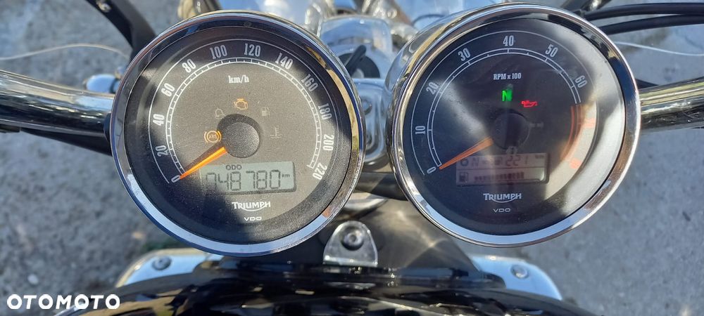 Triumph Rocket - 5