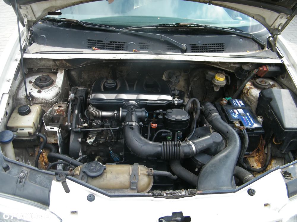 Słupek silnika DW8 Citroen Berlingo Peugeot Partner 206 1.9 D 70KM - 1