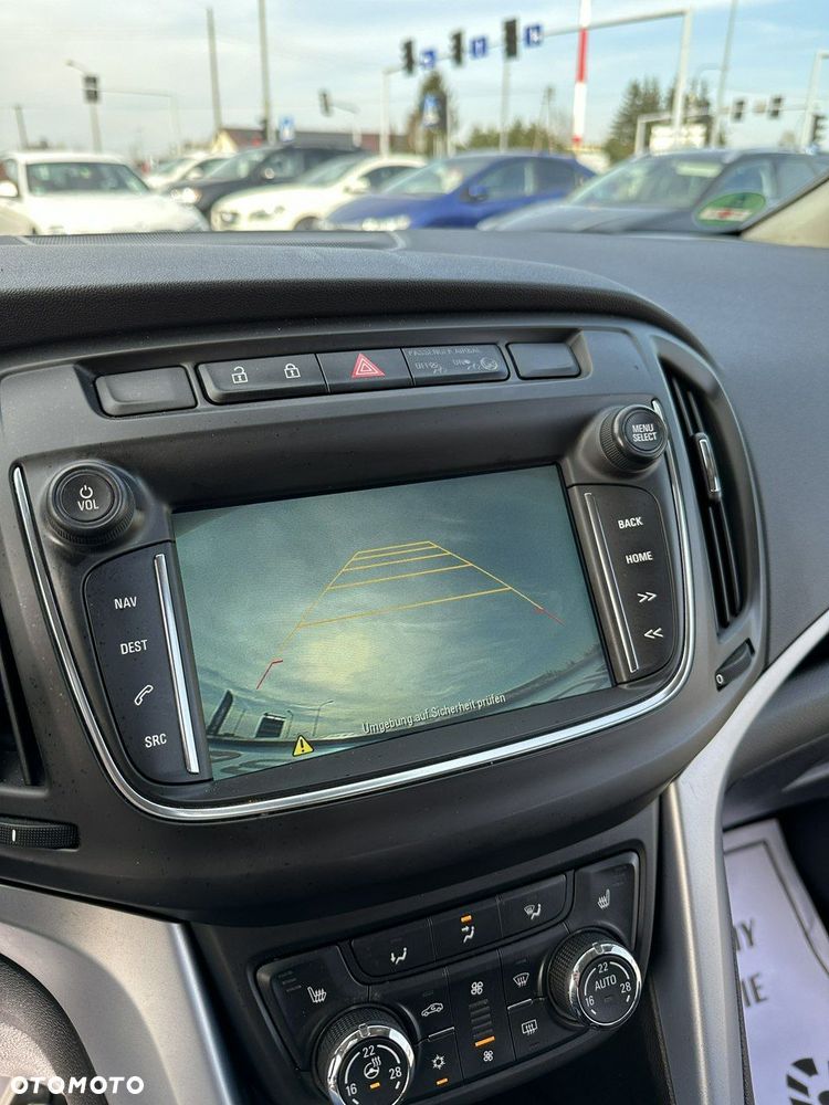 Opel Zafira - 16