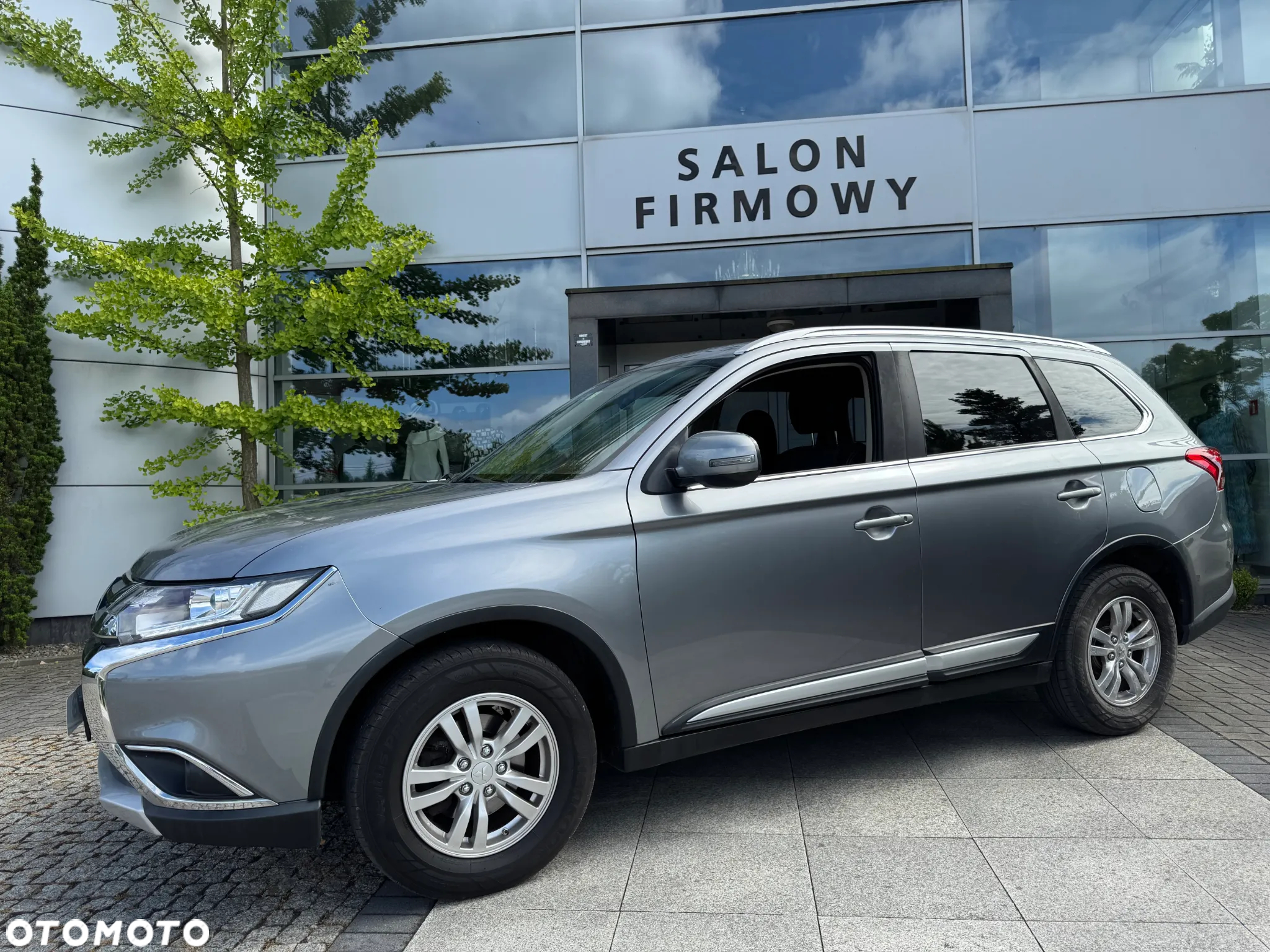 Mitsubishi Outlander 2.0 2WD Diamant Edition - 27