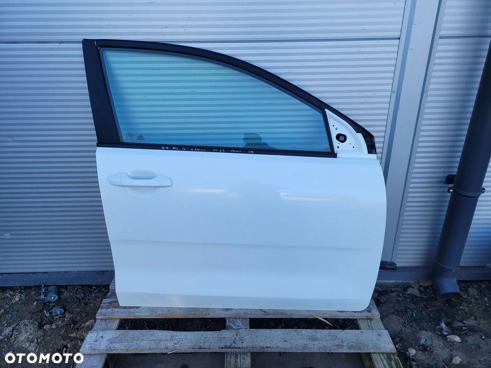 Kia Rio IV 17r 5d Drzwi  prawy przod kolor UD - 1