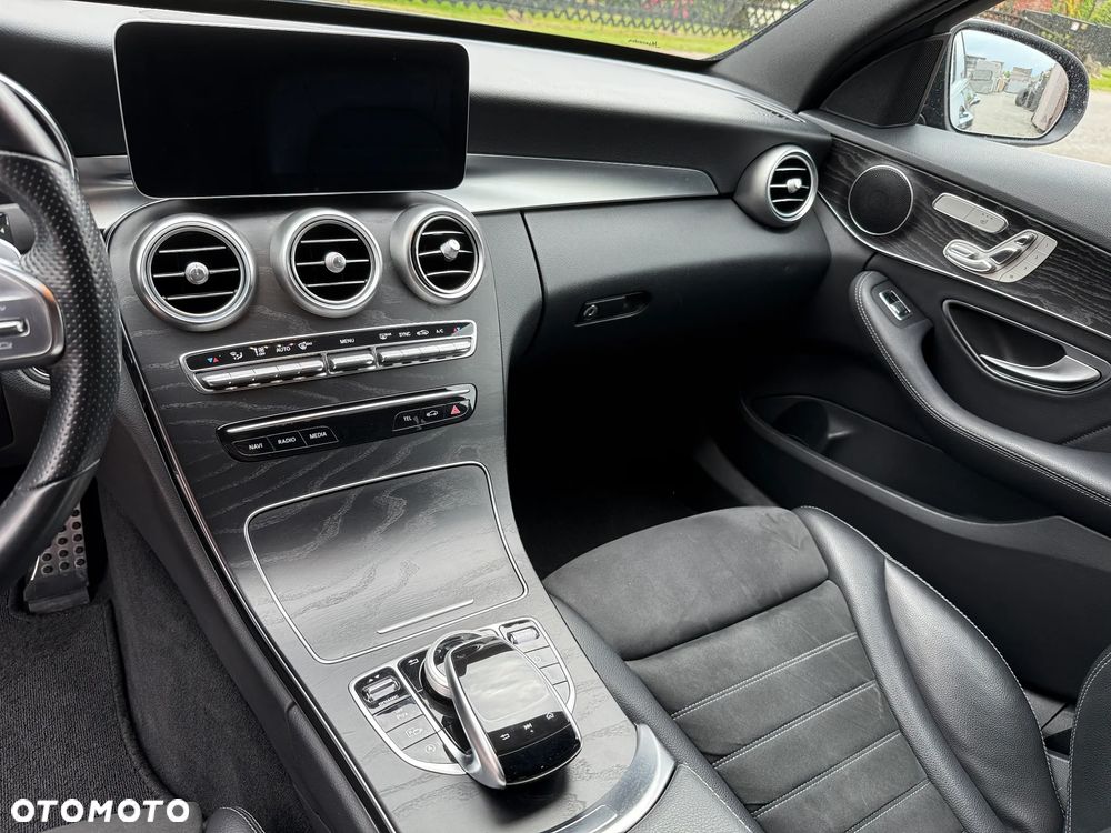 Mercedes-Benz Klasa C 220 d 9G-TRONIC AMG Line - 28