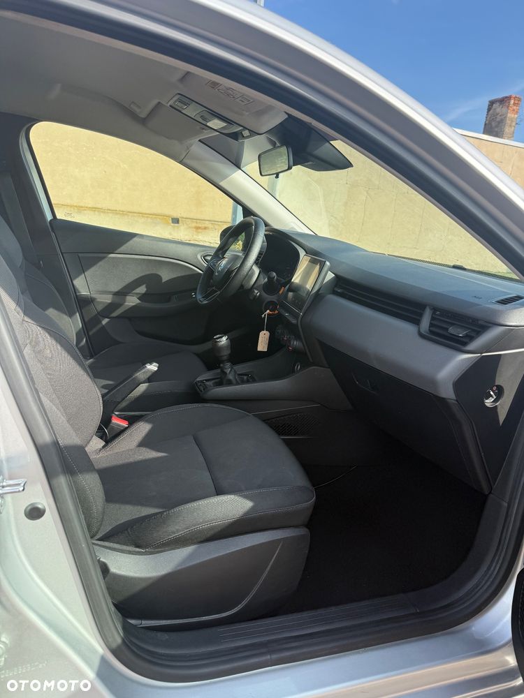 Renault Clio - 16