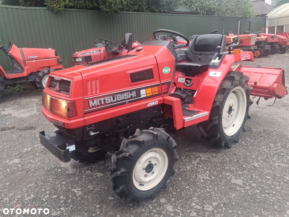 Mitsubishi Mt16 - 13