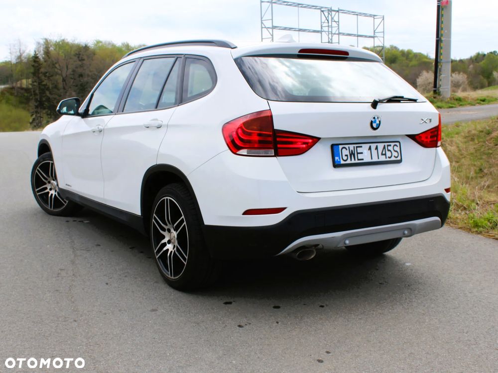 BMW X1 xDrive18d xLine - 6