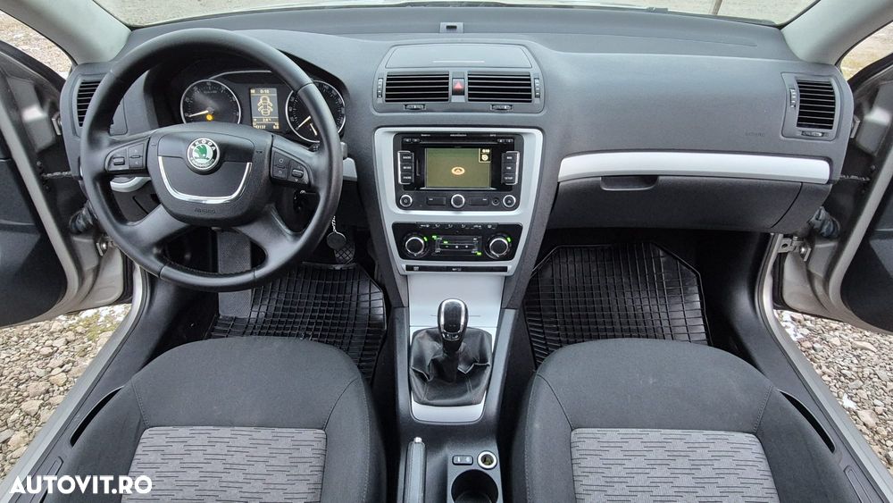 Skoda Octavia 1.2 TSI ACTIVE - 12