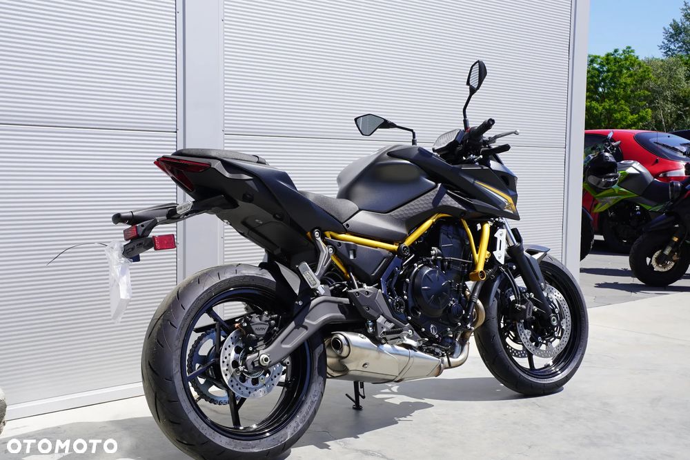 Kawasaki Z 650 - 11
