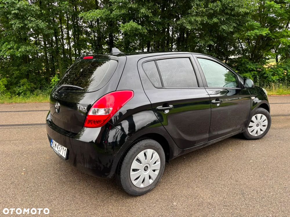 Hyundai i20 1.2 UEFA EURO 2012 Edition - 10