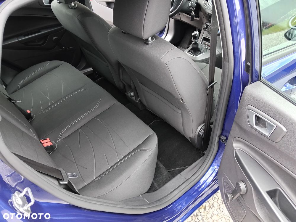 Ford Fiesta 1.25 Celebration - 11
