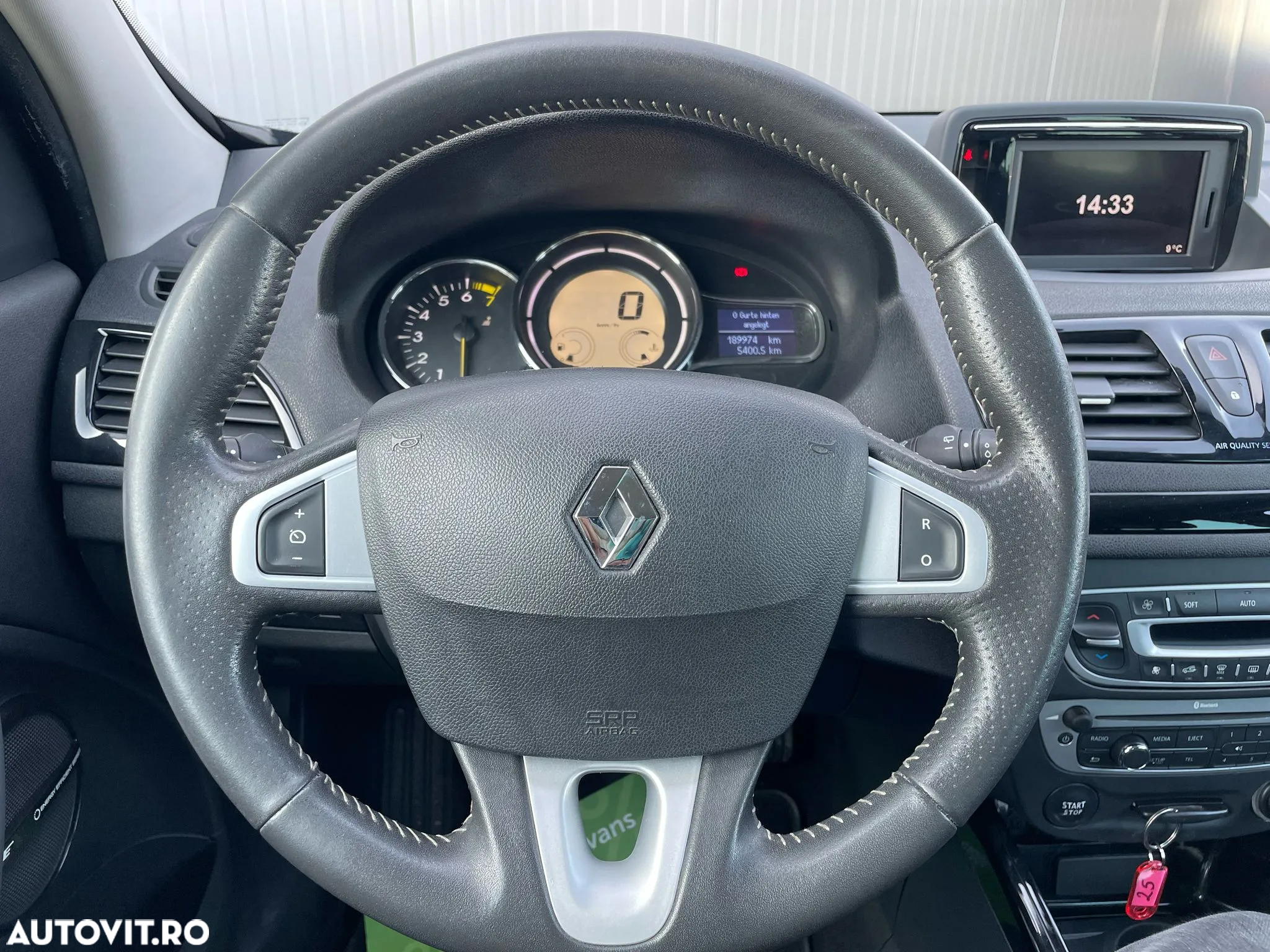 Renault Megane Grandtour ENERGY TCe 115 Start & Stop Bose Edition - 15