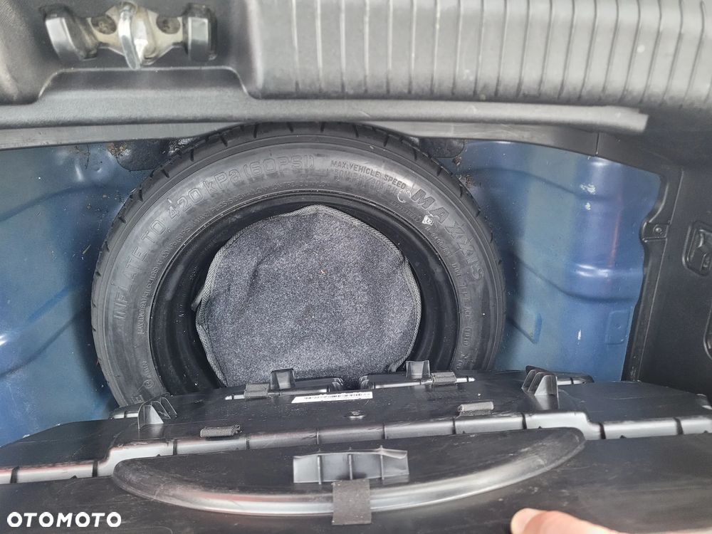 Kia Venga 1.6 CVVT Spirit - 24